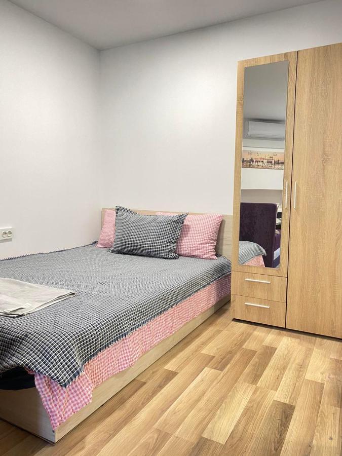 רוסה Apartment Cozy Home 3 מראה חיצוני תמונה