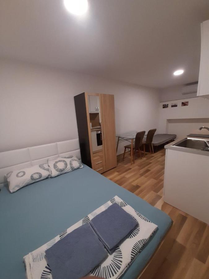 רוסה Apartment Cozy Home 3 מראה חיצוני תמונה
